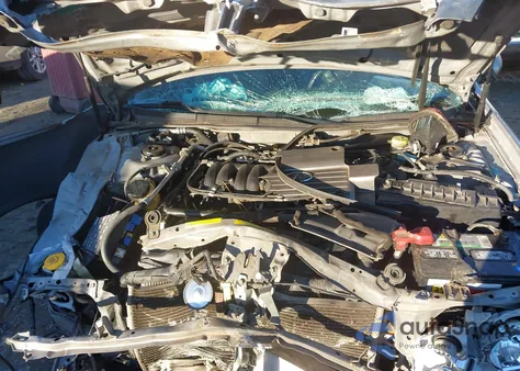 2001 Infiniti I30 Luxury из США, поврежденный, VIN JNKCA31A31T007364